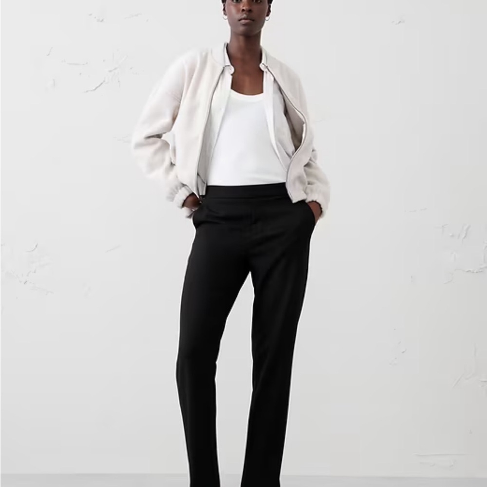 Banana Republic grey Tailored Straight-Leg Hayden pants pull on